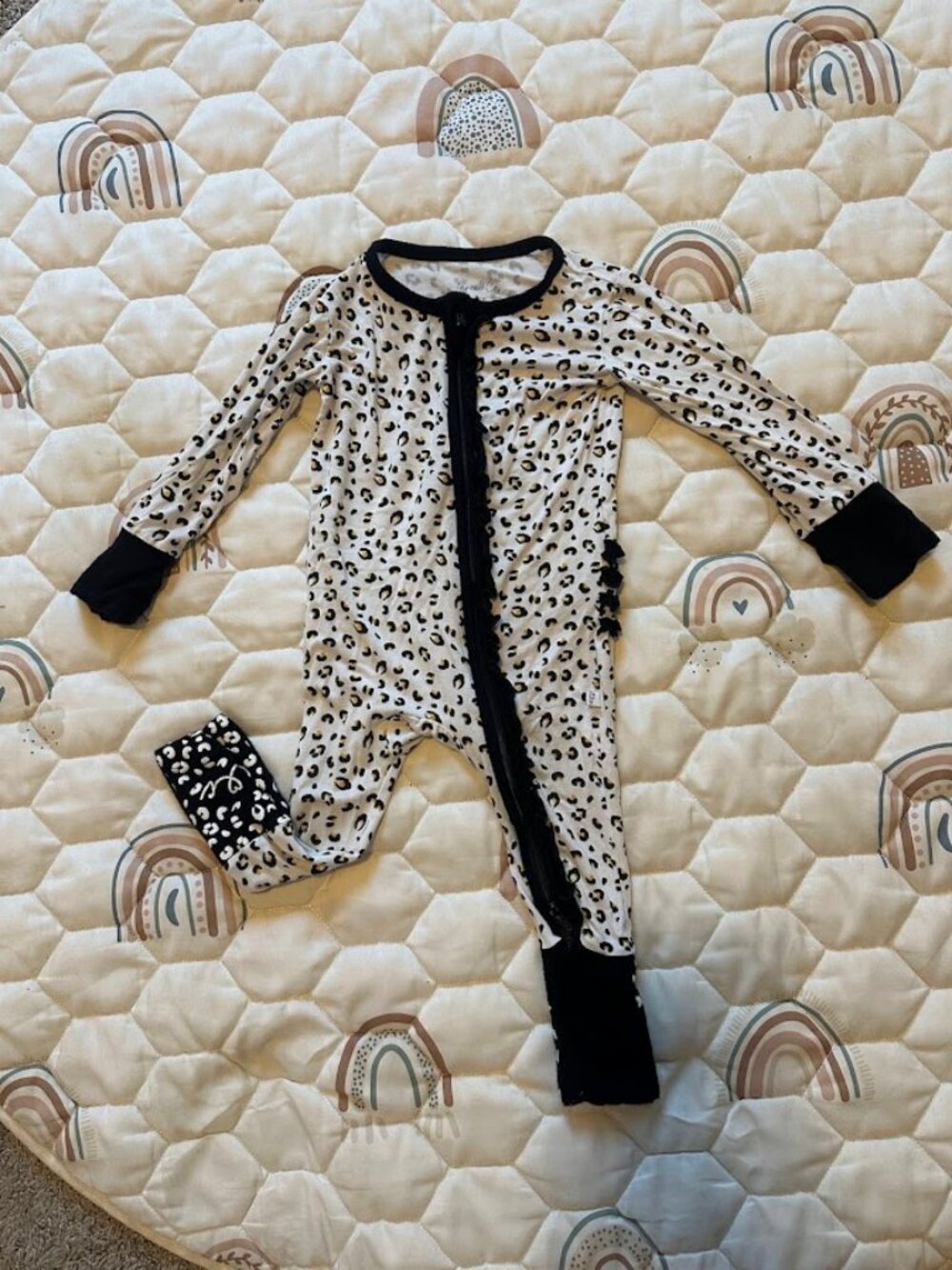 Laree & Co leopard print pjs